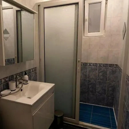 Appartement Confortable Avec Une Bonne Reparation 公寓 特鲁瓦
